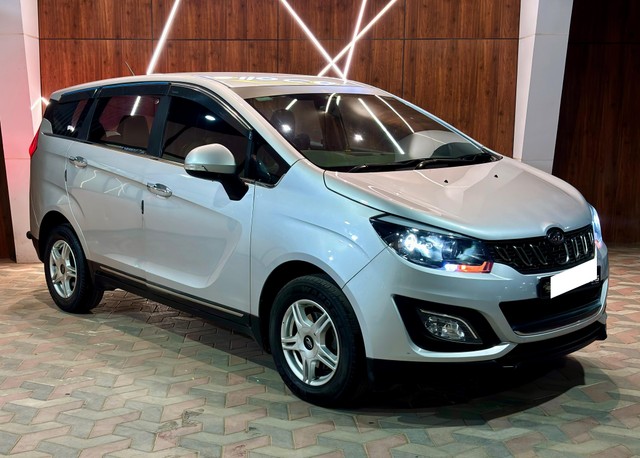 Second-hand 2019 Mahindra Marazzo M6 for sale in Madurai-7