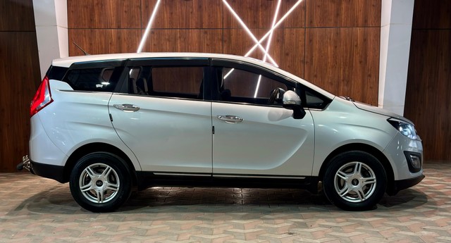 Second-hand 2019 Mahindra Marazzo M6 for sale in Madurai-16