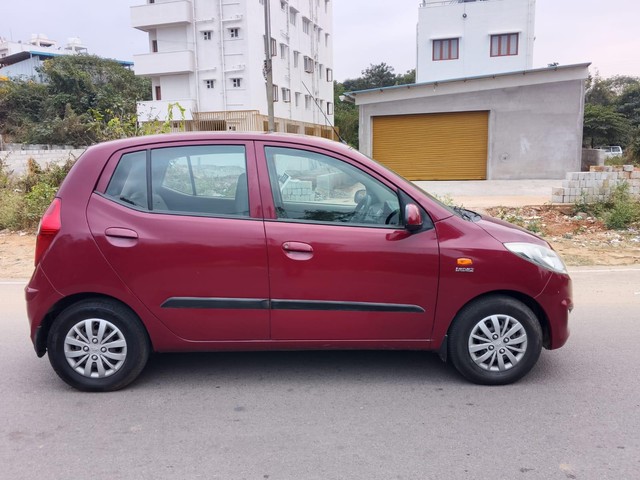 Second-hand 2016 Hyundai i10 Sportz 1.1L for sale in Bangalore-1