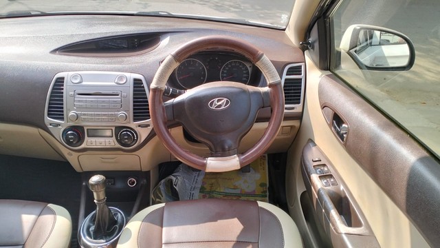 Second-hand 2011 Hyundai i20 1.2 Magna for sale in Coimbatore-11