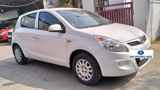 Second-hand 2011 Hyundai i20 1.2 Magna for sale in Coimbatore-0
