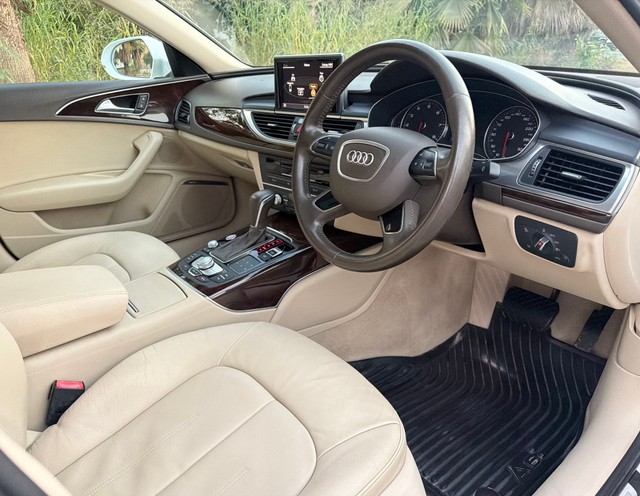 Second-hand 2016 Audi A6 35 TFSI Matrix for sale in New Delhi-9