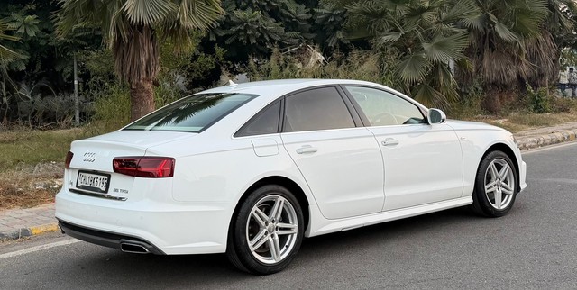 Second-hand 2016 Audi A6 35 TFSI Matrix for sale in New Delhi-11