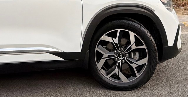 Second-hand 2023 Kia Seltos GTX Plus Turbo DCT for sale in New Delhi-7