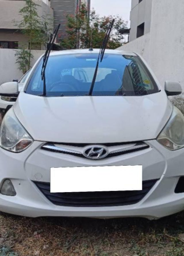Hyundai EON Magna Plus Second-hand 2014 Hyundai EON Magna Plus for sale in Ahmednagar