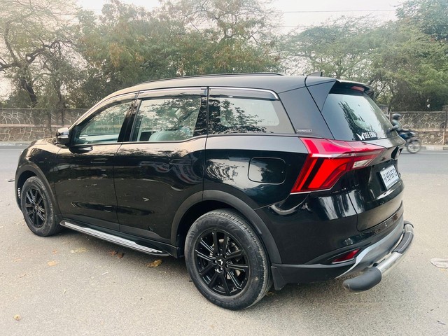 Second-hand 2024 Mahindra XUV700 AX7L 7Str AT for sale in New Delhi-7