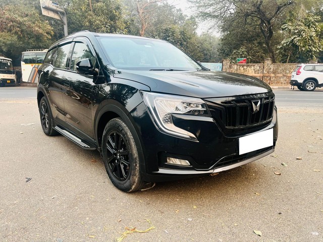 Second-hand 2024 Mahindra XUV700 AX7L 7Str AT for sale in New Delhi-0
