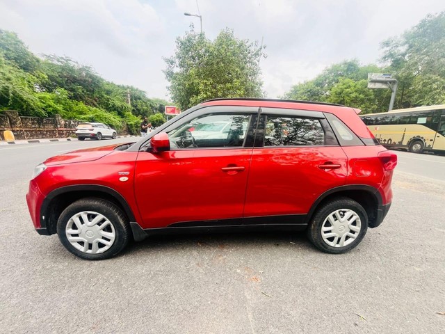 Second-hand 2019 Maruti Vitara Brezza VDi for sale in New Delhi-3