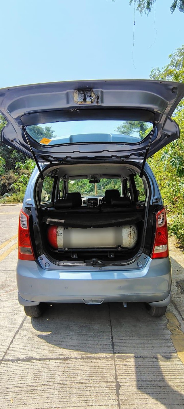 Second-hand 2014 Maruti Suzuki Wagon R LXI CNG for sale in Mumbai-5