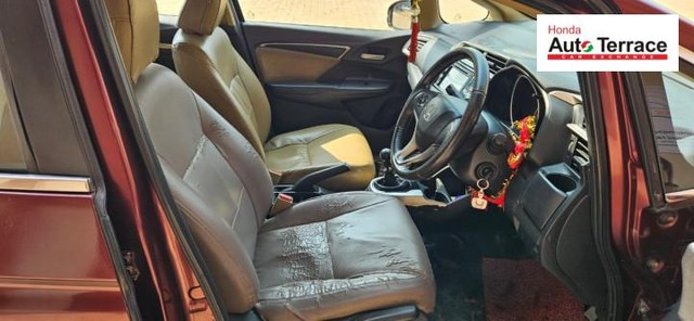 Second-hand 2016 Honda Jazz 1.5 V i DTEC for sale in Bhubaneswar-9