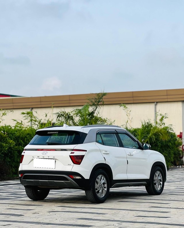 Second-hand 2022 Hyundai Creta SX Executive Diesel BSVI for sale in Surat-4