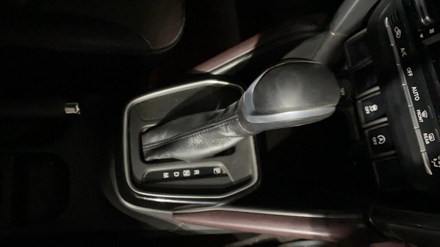 Second-hand 2022 Maruti Suzuki Grand Vitara Alpha AT BSVI for sale in Howrah-13