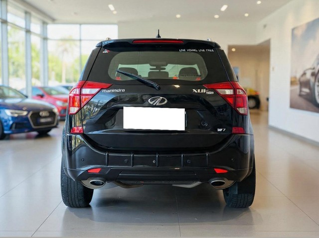 Mahindra XUV500 W7 BSIV Second-hand 2018 Mahindra XUV500 W7 BSIV for sale in New Delhi-1