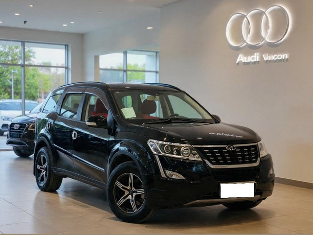 Mahindra XUV500 W7 BSIV Second-hand 2018 Mahindra XUV500 W7 BSIV for sale in New Delhi-4