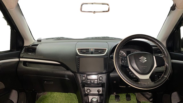 Second-hand 2015 Maruti Swift ZXI for sale in Kochi-10