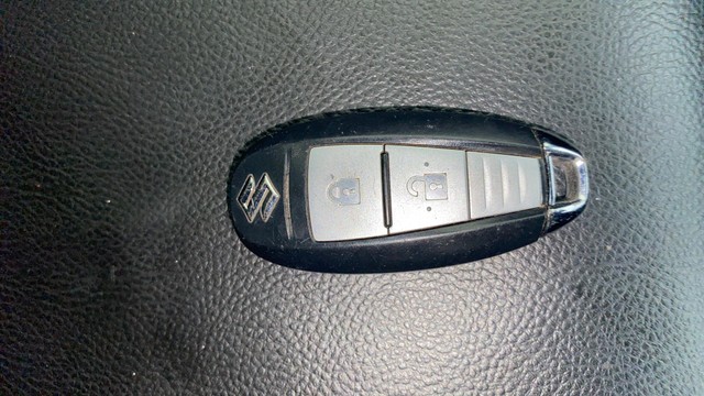 Second-hand 2015 Maruti Swift ZXI for sale in Kochi-21