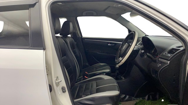 Second-hand 2015 Maruti Swift ZXI for sale in Kochi-15