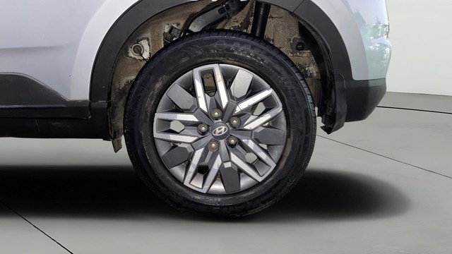 Second-hand 2021 Hyundai Venue SX Turbo for sale in Patna-26