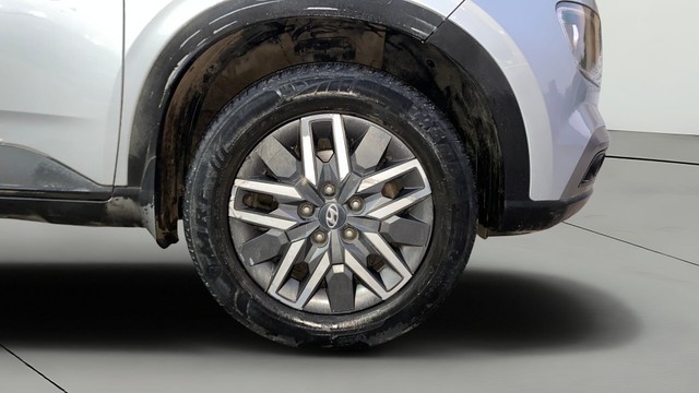 Second-hand 2021 Hyundai Venue SX Turbo for sale in Patna-23