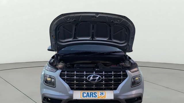 Second-hand 2021 Hyundai Venue SX Turbo for sale in Patna-9