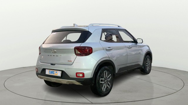 Second-hand 2021 Hyundai Venue SX Turbo for sale in Patna-2
