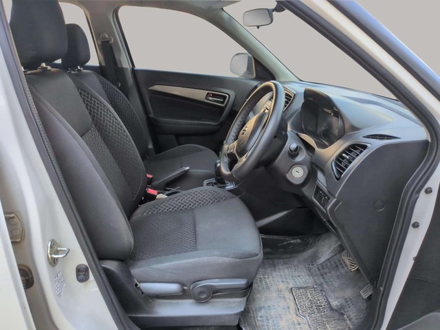 Second-hand 2018 Maruti Vitara Brezza ZDi AMT for sale in Gulbarga-15