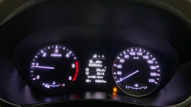 Second-hand 2015 Hyundai i20 Asta Option 1.4 CRDi for sale in Kochi-11