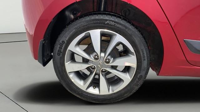 Second-hand 2015 Hyundai i20 Asta Option 1.4 CRDi for sale in Kochi-25