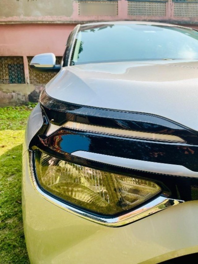 Second-hand 2025 Kia Carens Premium Opt for sale in North 24 Parganas-7