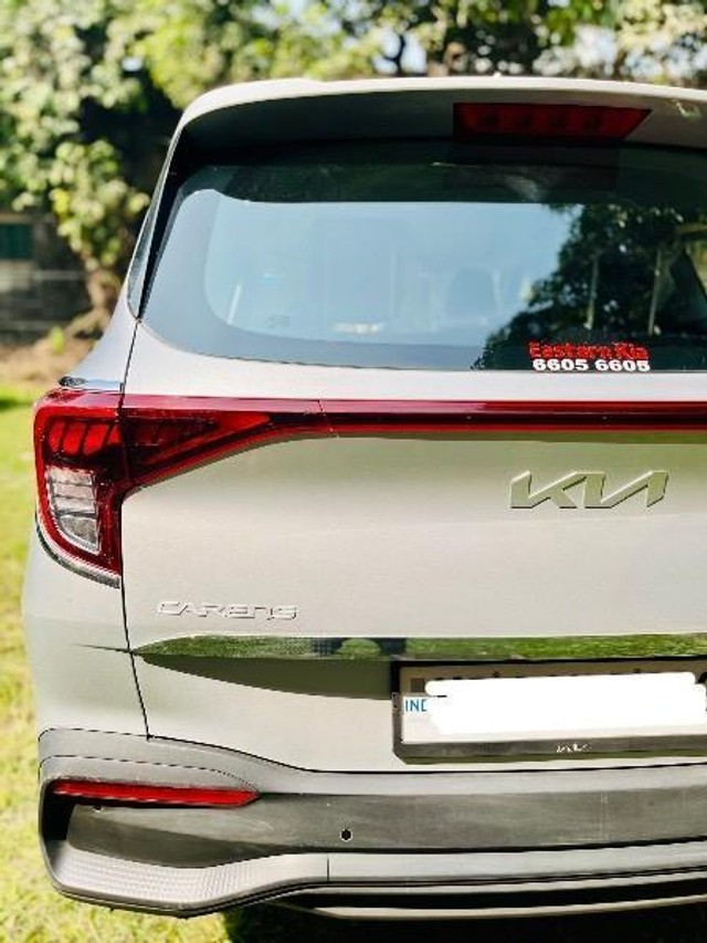 Second-hand 2025 Kia Carens Premium Opt for sale in North 24 Parganas-10