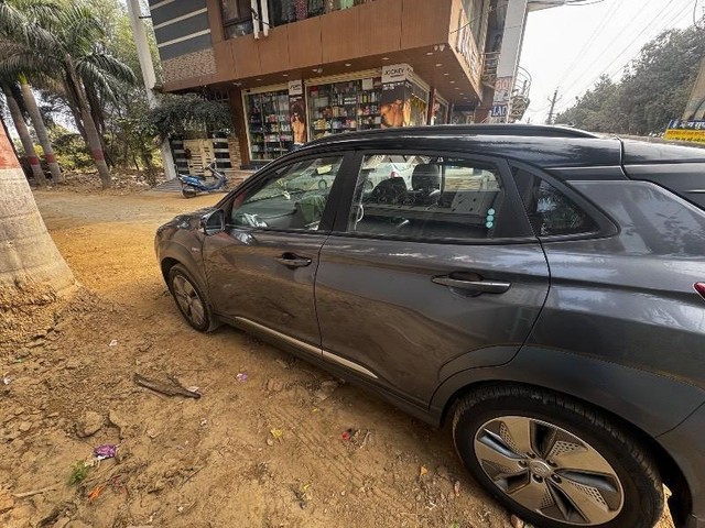 Second-hand 2023 Hyundai Kona Premium Dual Tone for sale in Udaipur-5