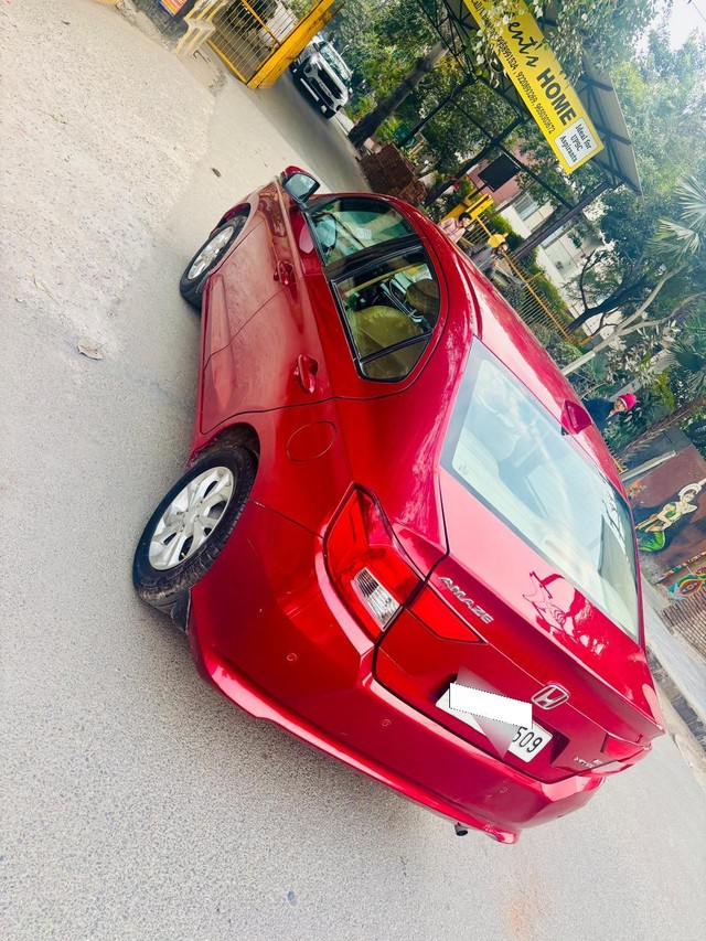 Second-hand 2018 Honda Amaze VX Opt Petrol BSIV for sale in Noida-2