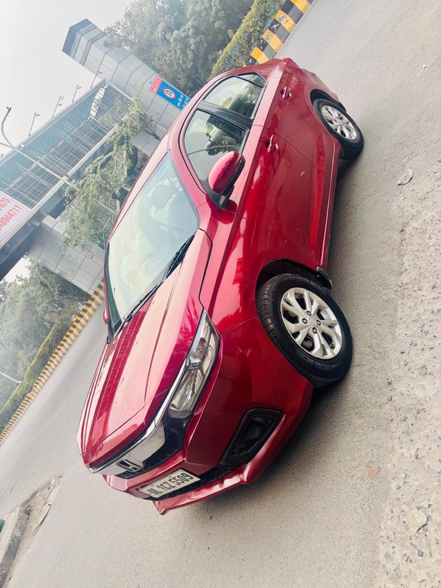 Second-hand 2018 Honda Amaze VX Opt Petrol BSIV for sale in Noida-9