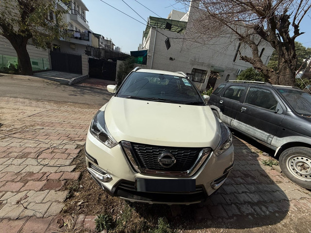 Nissan Kicks XV Premium Option D Dual Tone Second-hand 2019 Nissan Kicks XV Premium Option D Dual Tone for sale in Chandigarh-0