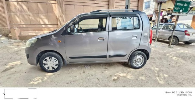Second-hand 2016 Maruti Wagon R LXI CNG for sale in Pali-3