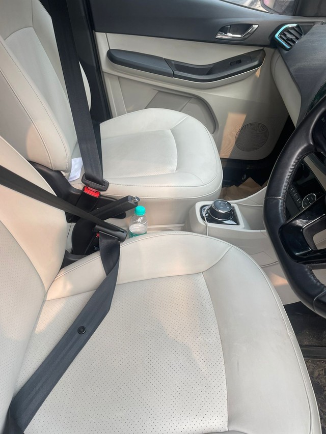 Second-hand 2024 Tata Tiago EV XE MR for sale in Greater Noida-7