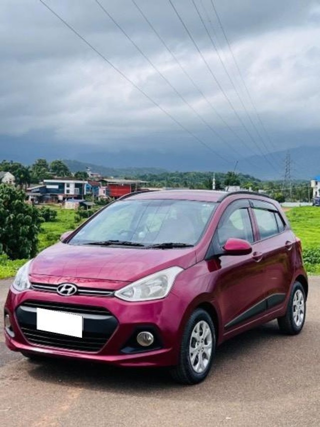 Second-hand 2015 Hyundai Grand i10 Sportz for sale in Malappuram-4