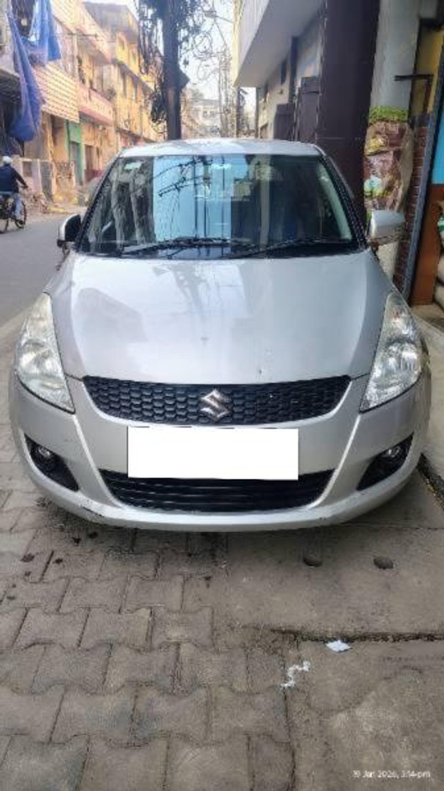 Second-hand 2012 Maruti Swift VXI for sale in Jamshedpur-3