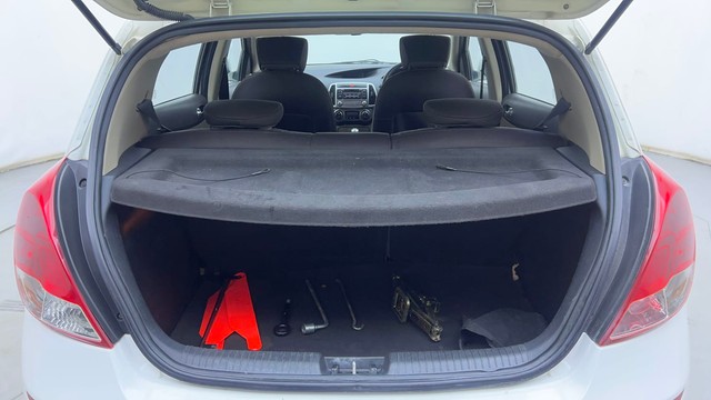 Second-hand 2012 Hyundai i20 Sportz 1.4 CRDi for sale in Hyderabad-9