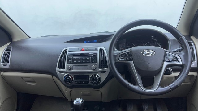 Second-hand 2012 Hyundai i20 Sportz 1.4 CRDi for sale in Hyderabad-11