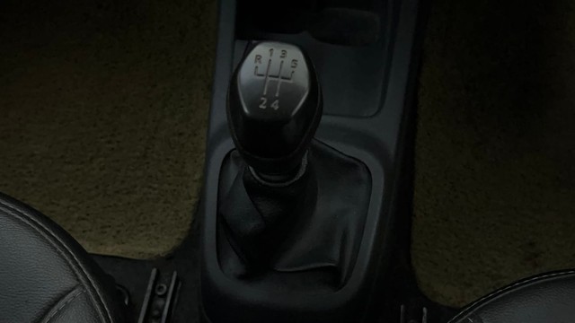 Second-hand 2016 Renault KWID RXT for sale in Mysore-12