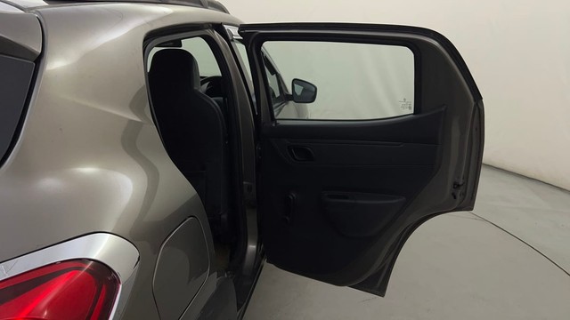 Second-hand 2016 Renault KWID RXT for sale in Mysore-39