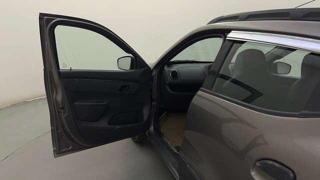 Second-hand 2016 Renault KWID RXT for sale in Mysore-35