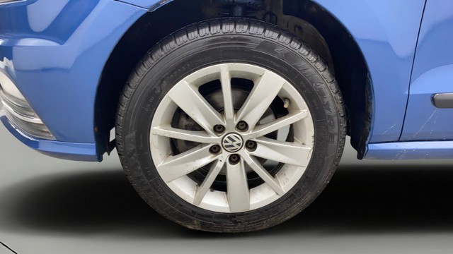 Second-hand 2016 Volkswagen Ameo 1.2 MPI Highline for sale in Chennai-25