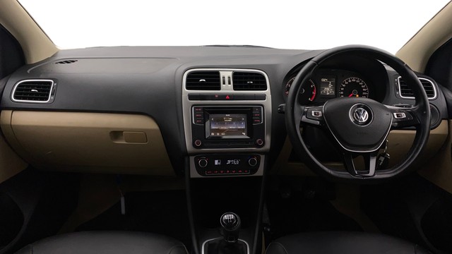 Second-hand 2016 Volkswagen Ameo 1.2 MPI Highline for sale in Chennai-10