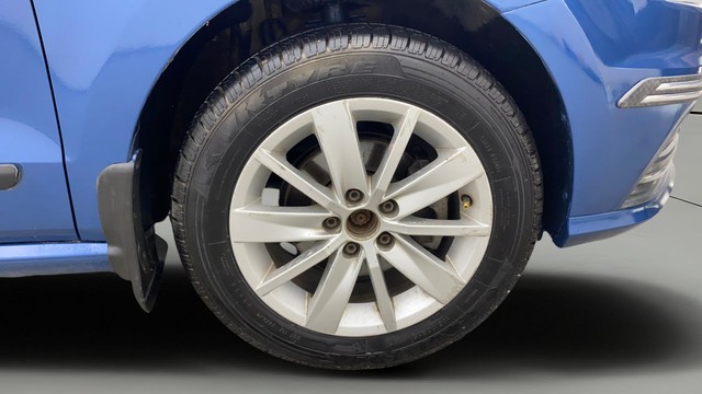 Second-hand 2016 Volkswagen Ameo 1.2 MPI Highline for sale in Chennai-23