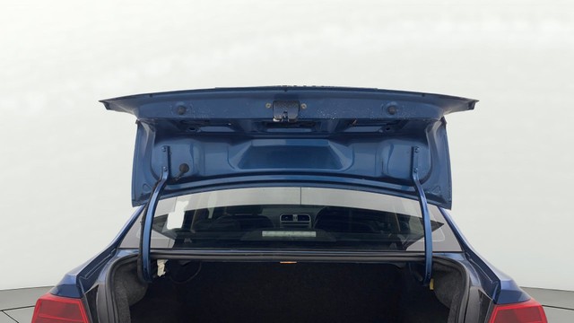 Second-hand 2016 Volkswagen Ameo 1.2 MPI Highline for sale in Chennai-20