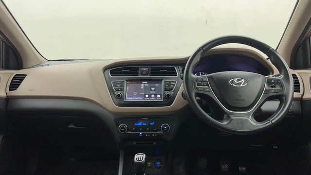Second-hand 2018 Hyundai i20 1.2 Asta Option for sale in Mumbai-11