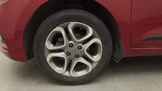 Second-hand 2018 Hyundai i20 1.2 Asta Option for sale in Mumbai-20