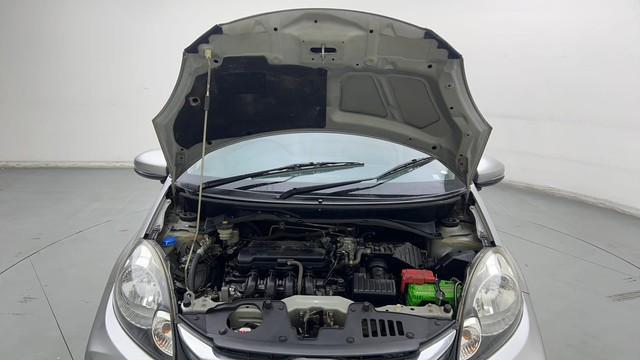 Second-hand 2017 Honda Amaze 2nd Gen S for sale in Chennai-8